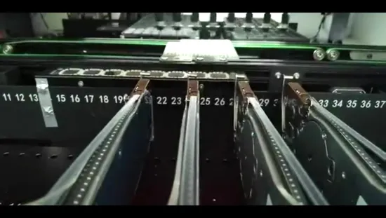 Máquina de fabricación de LED SMT de China Transportador de 8 cabezales con máquina de recogida y colocación de 80 alimentadores